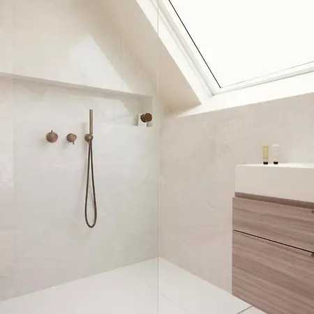 아파트 Stylish Triplex With Amazing Terrace Near Louvre