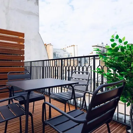 Stylish Triplex With Amazing Terrace Near Louvre Apartamento París